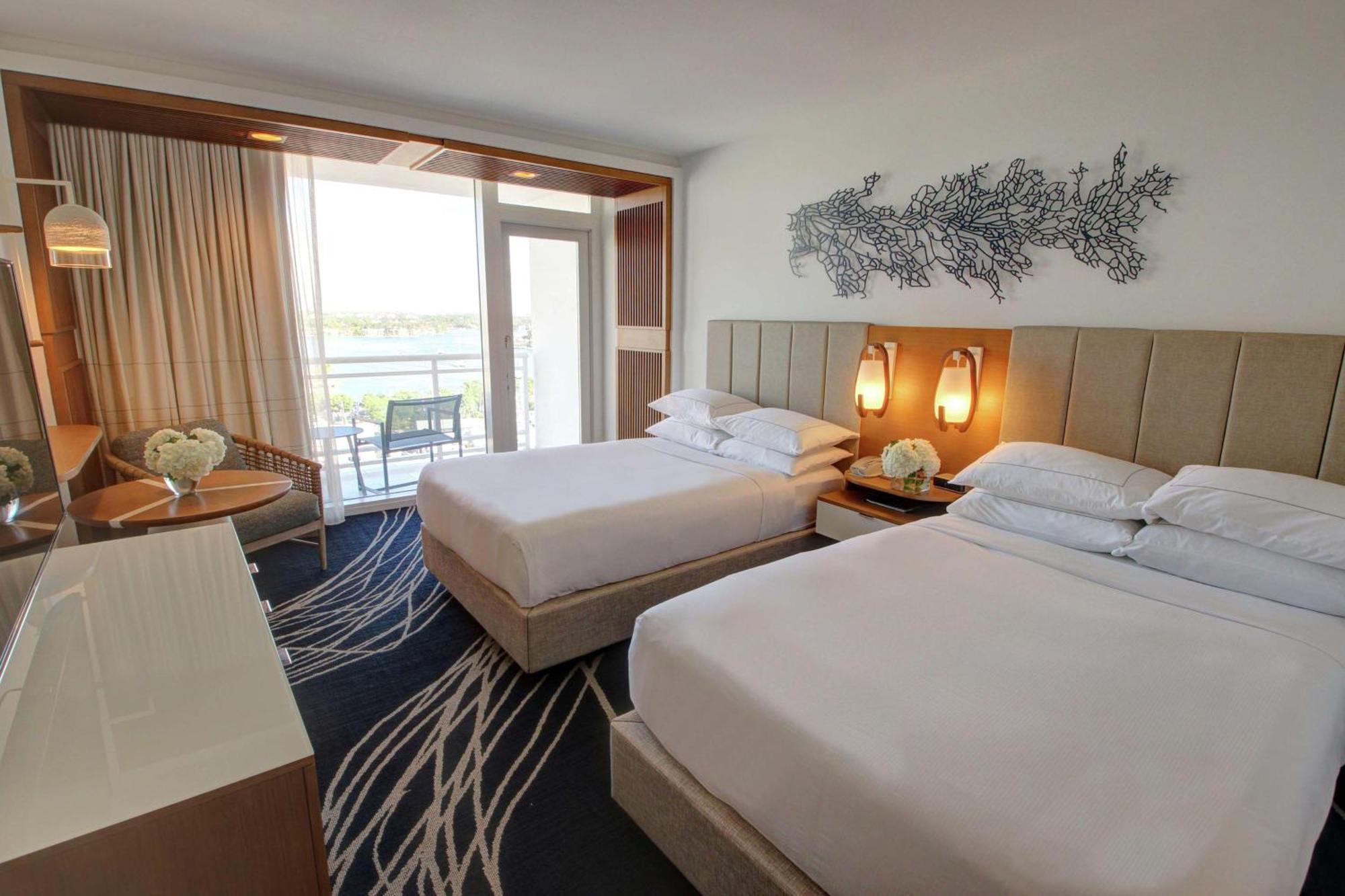 Hilton Lauderdale Marina Resort 4*